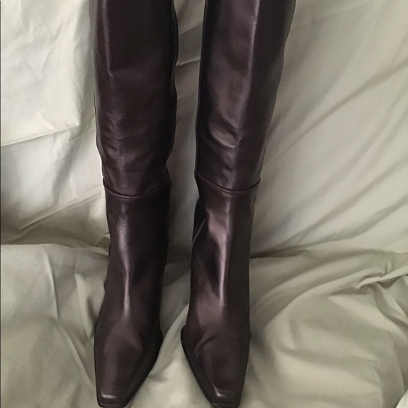 Stuart Weitzman Heeled bronze boot - Picture 3 of 5
